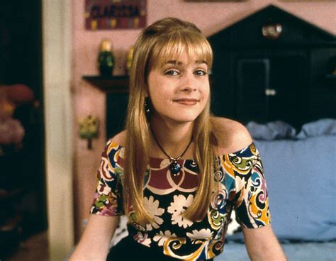  Clarissa Explains It All:  Nostalgia Bites, Angst Filled Teenage Diaries, and Melissa Joan Hart at Her Prime!