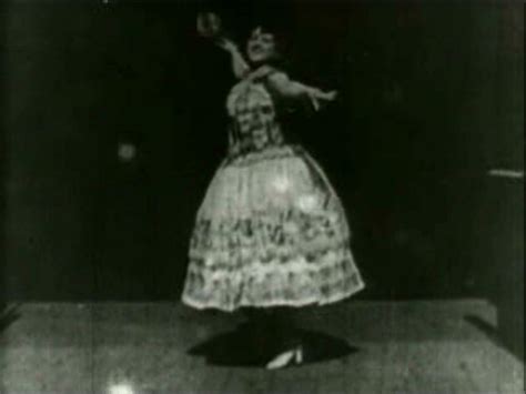 ¡Carmencita y sus fascinantes primeros pasos en el cine de 1908!